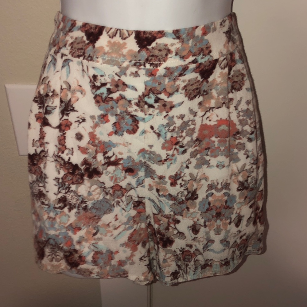 High waisted flowy shorts